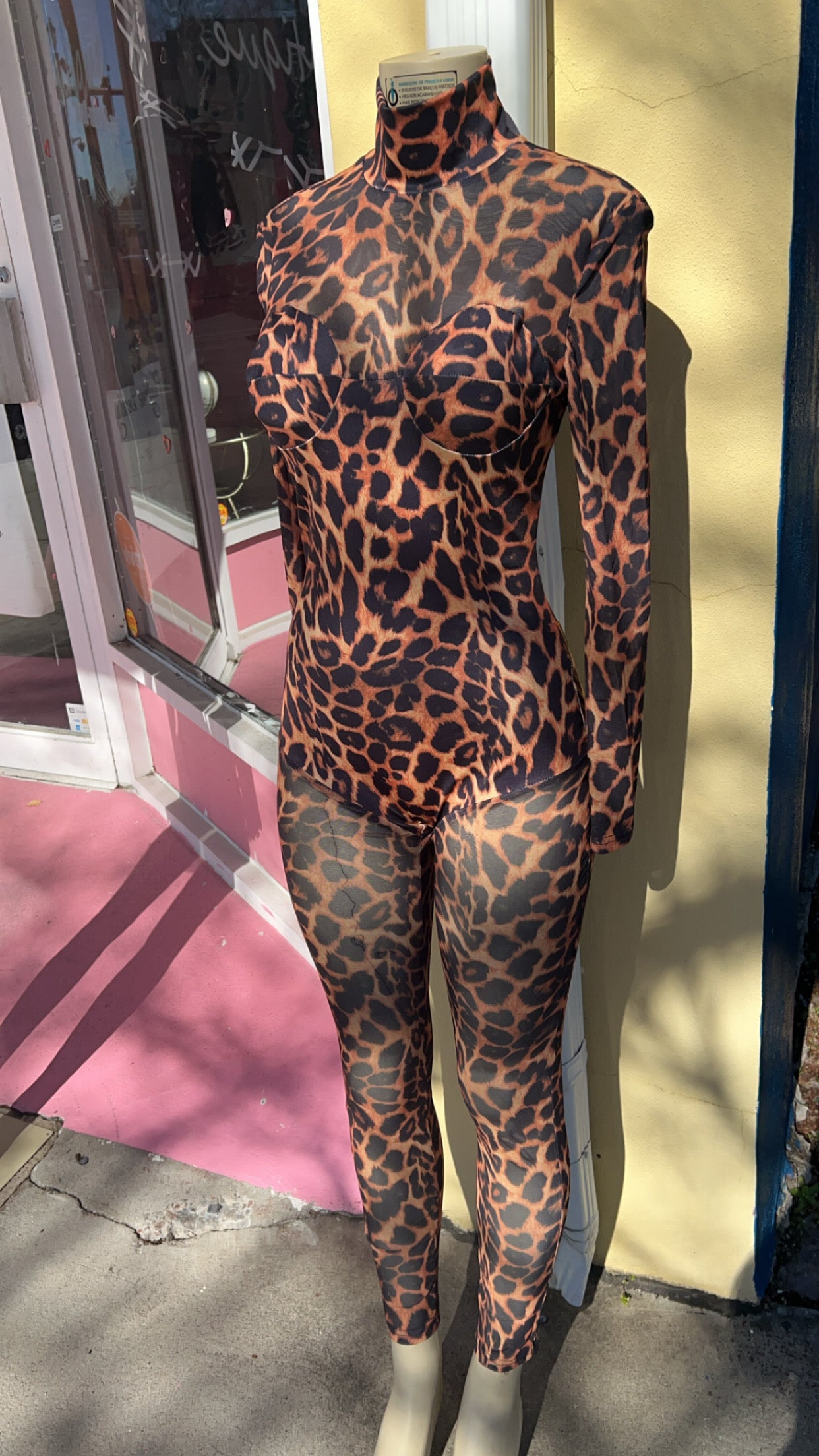 Cheetah cat suit w/gloves